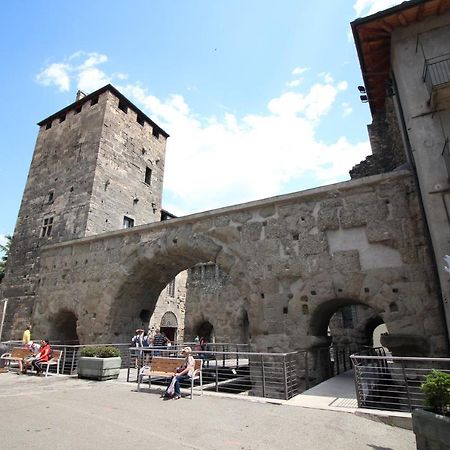 Appartamento Porta Praetoria - Affitti Brevi Italia Aosta Exteriör bild